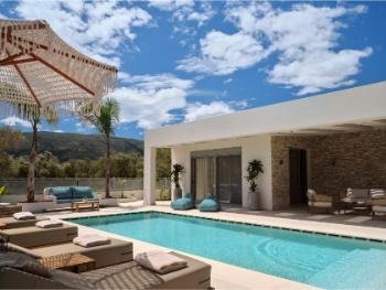 D & A  private pool villas zakynthos zante